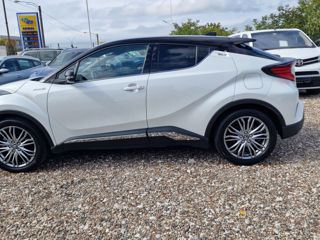 Toyota C-HR foto 9