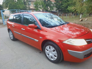 Renault Megane foto 1