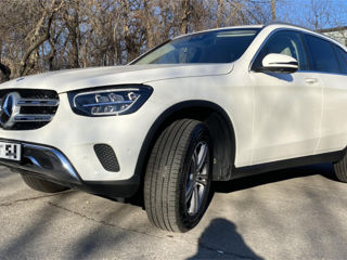 Mercedes GLC foto 2