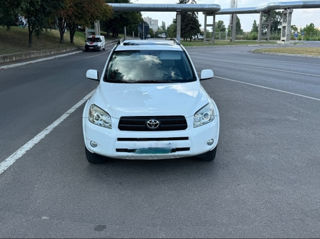 Toyota Rav 4 foto 10