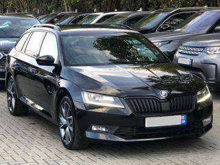 Skoda Superb foto 5