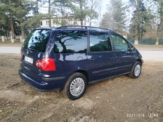 Volkswagen Sharan foto 3