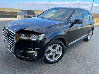 Audi Q7 e-tron