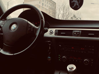 BMW 3 Series foto 8