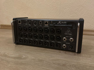 Behringer xair18