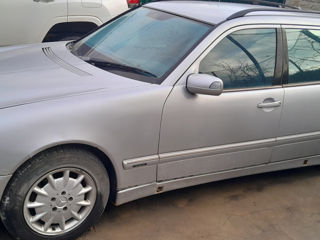 Mercedes E Класс