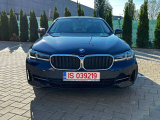 BMW 5 Series foto 2