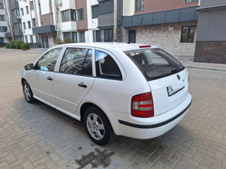 Skoda Fabia foto 4