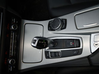 BMW 5 Series foto 7