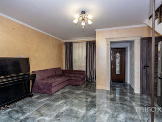 Se vinde Townhouse  în 3 nivele pe str. Cantinei, Durlești, Chișinău foto 4