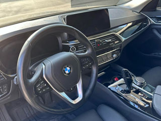 BMW 5 Series foto 6