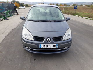 Renault Grand Scenic foto 1