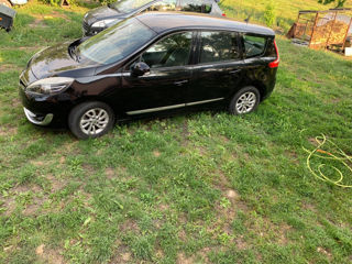 Renault Grand Scenic foto 4