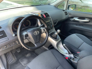 Toyota Auris foto 9