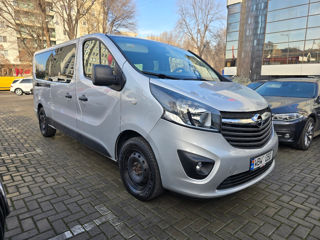 Opel Vivaro foto 2