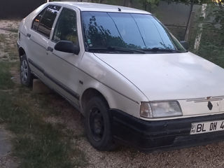 Renault 19 foto 6