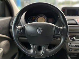 Renault Megane foto 12