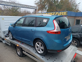 Renault Grand Scenic foto 2