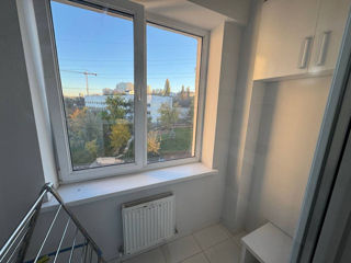 Apartament cu 1 cameră, 48 m², Centru, Chișinău foto 3