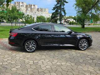 Skoda Superb foto 4