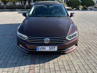 Volkswagen Passat foto 2