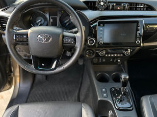 Toyota Hilux foto 7