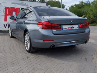 BMW 5 Series foto 5