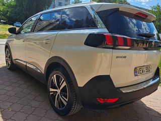 Peugeot 5008 foto 8