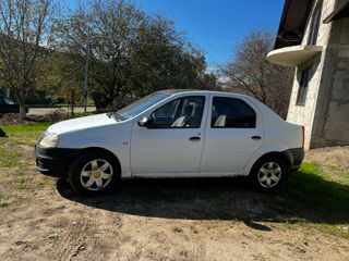 Dacia Logan foto 7