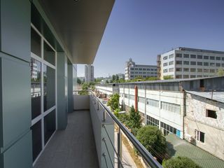 Vind Business Centru, în sect. Botanica, str. Brîncuşi, 124/1, mun.Chisinau, Aria: 1 965 м2 foto 8