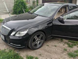 Mercedes E-Class foto 5