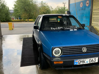 Volkswagen Golf foto 1