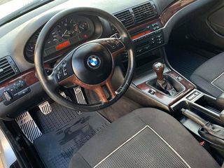 BMW 3 Series foto 6