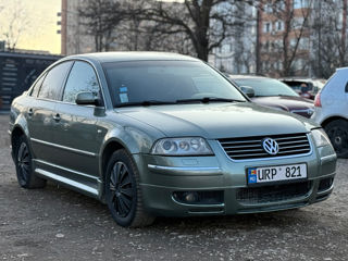 Volkswagen Passat foto 2