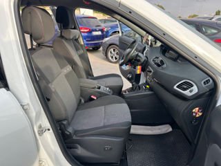 Renault Grand Scenic foto 17