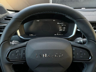 Lynk & Co 01 foto 8