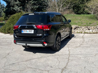 Mitsubishi Outlander foto 10