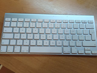 Apple Magic Keyboard  Bluetooth