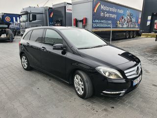 Mercedes B Class foto 2