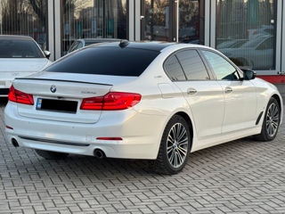 BMW 5 Series foto 4