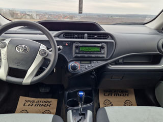 Toyota Prius c foto 7