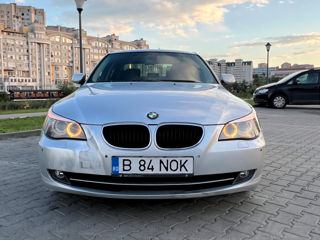 BMW 5 Series foto 2