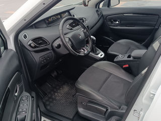 Renault Grand Scenic foto 10