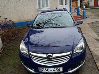 Opel Insignia foto 2