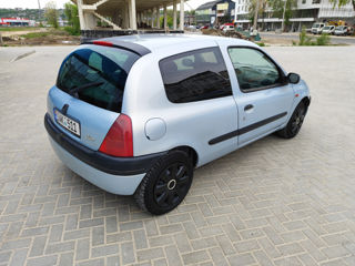 Renault Clio foto 3