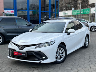 Toyota Camry foto 1