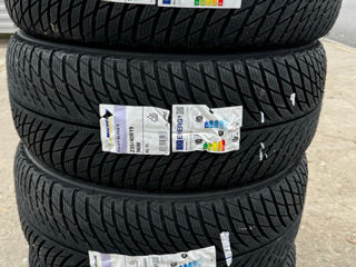 235/40 R19 Michelin Iarnă Noi 2024