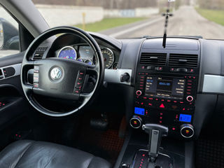 Volkswagen Touareg foto 12