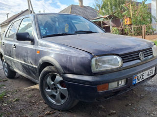 Volkswagen Golf foto 1