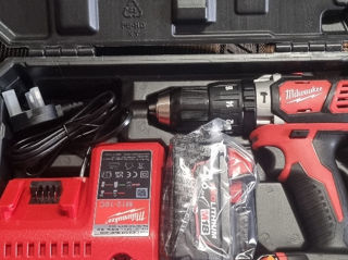 Шуруповёрт  MILWAUKEE M18-BPD-402C foto 1